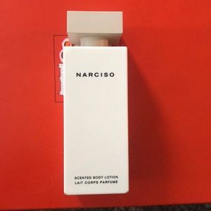 Narciso scented body lotion